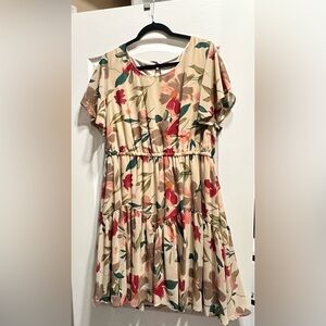 M1035 - Nemidor cream and red floral dress - size 20